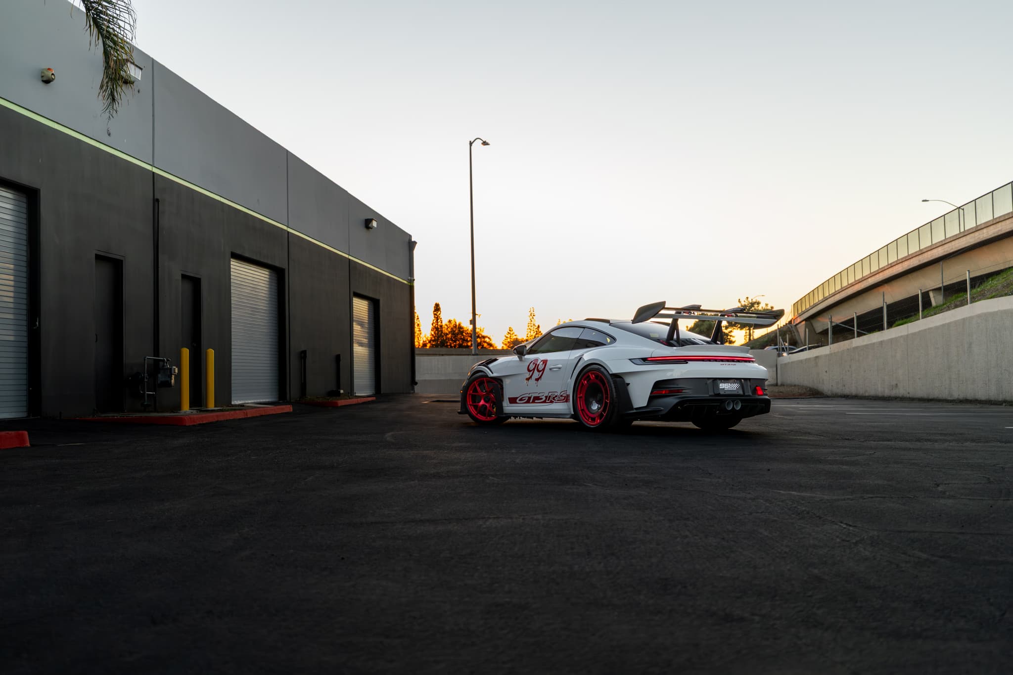 Porsche GT3 RS parked outside the 961 Motorsport facility